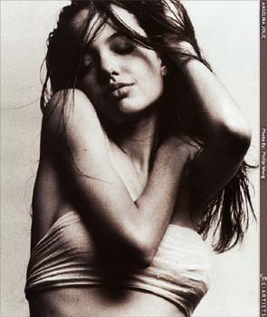 AngelinaJolie011